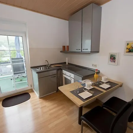 Apartament Feriendomizil Am Moselufer Zell an der Mosel Zewnętrze zdjęcie
