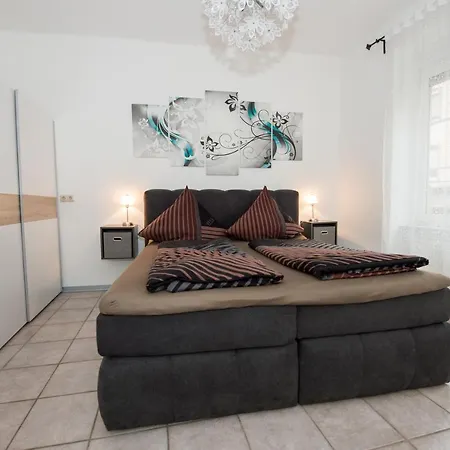 Apartament Feriendomizil Am Moselufer Zell an der Mosel Zewnętrze zdjęcie