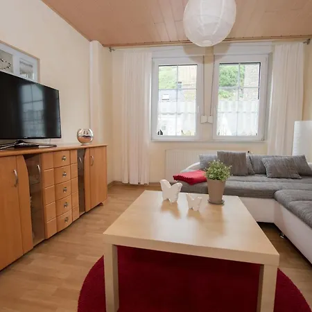 Apartament Feriendomizil Am Moselufer Zell an der Mosel Zewnętrze zdjęcie